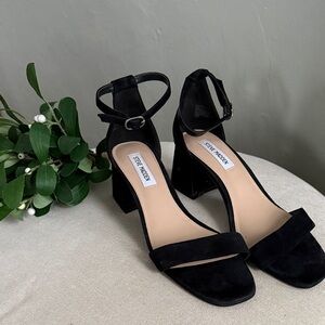 Steve Madden Black Velvet Heels